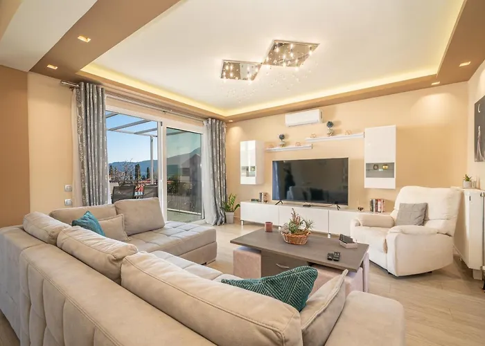 Eleni\'S House